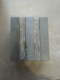 Магниты - прямоугольники 100x40x20 мм. с дефектом