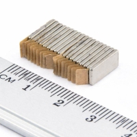 Магниты-прямоугольники  15-10-2(3м) (самоклейка)